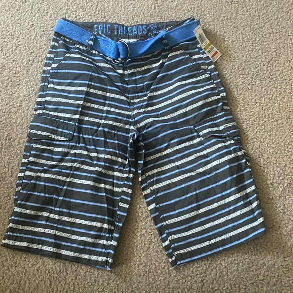 Brand New Epic Threads Short Size 14